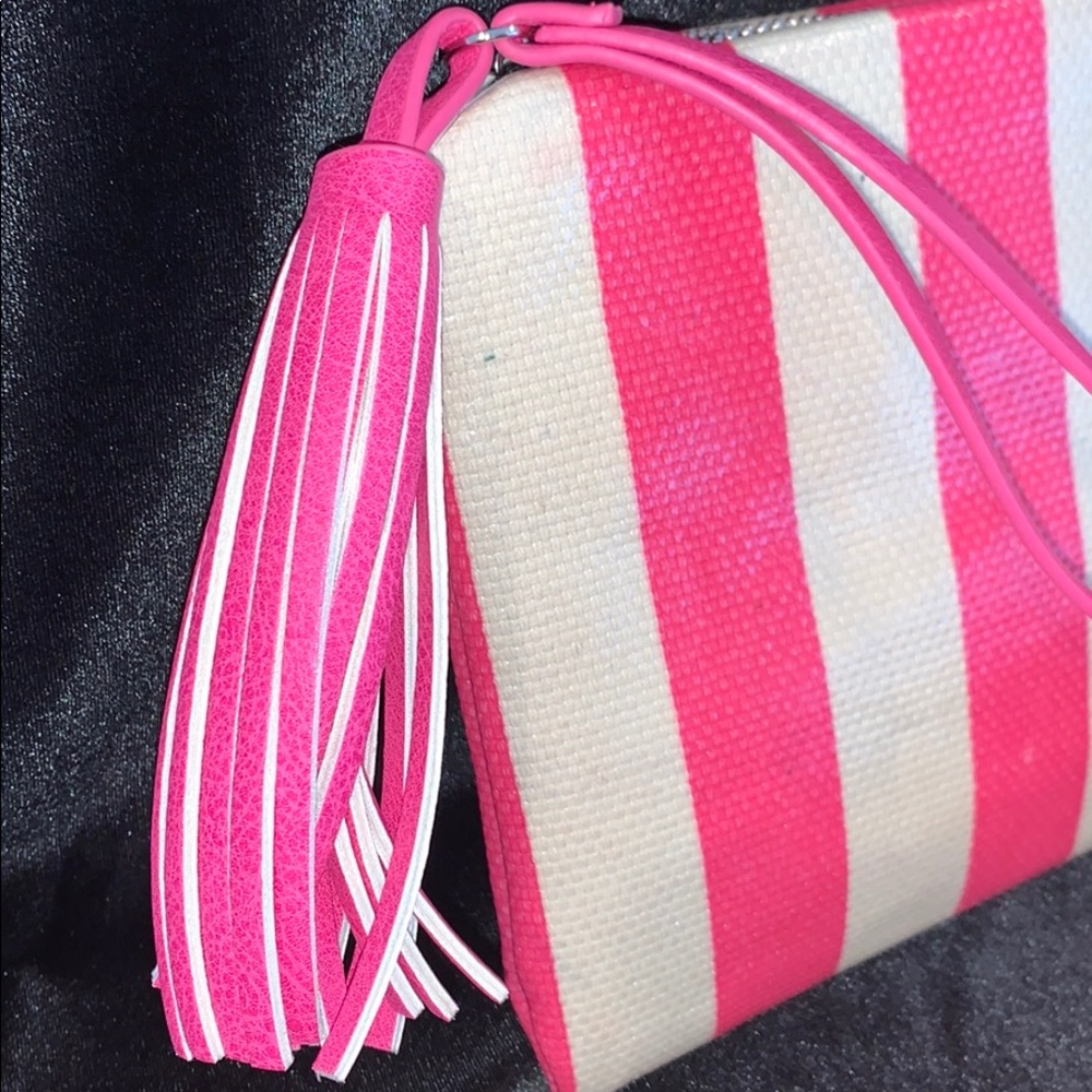 Wristlet - Picture 5 of 7